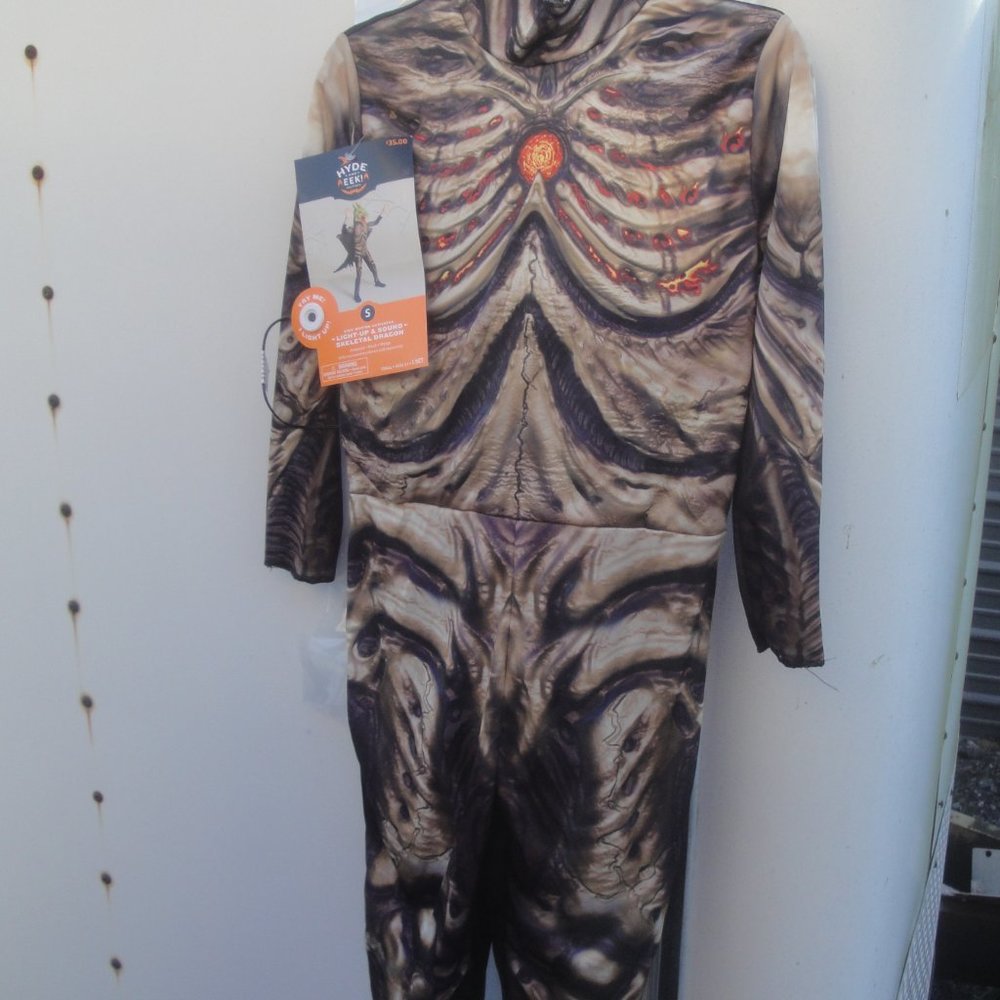 Hyde & Eek! Skeletal Dragon Costume that lights up and has sound Unisex …